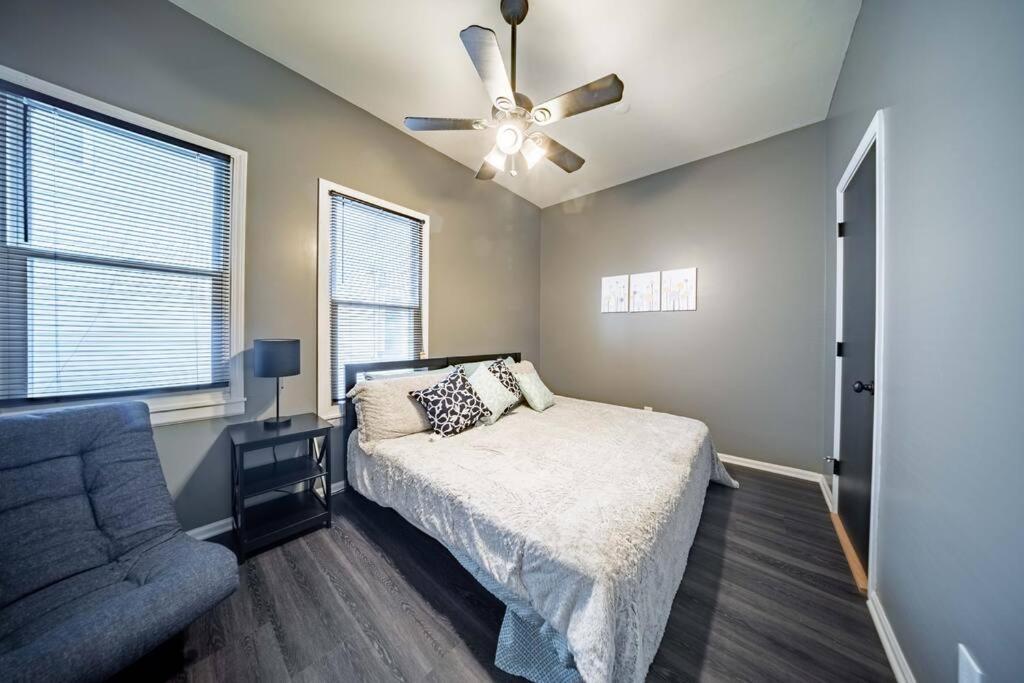 Apartamento Walkable Gem In Little Italy Cleveland Exterior foto